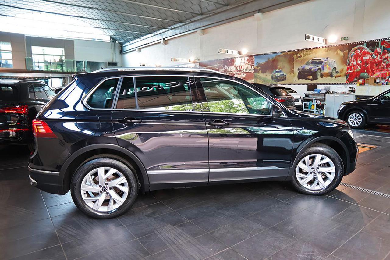VOLKSWAGEN Tiguan 2.0 TDI 150cv SCR DSG 4Motion Elegance - 10