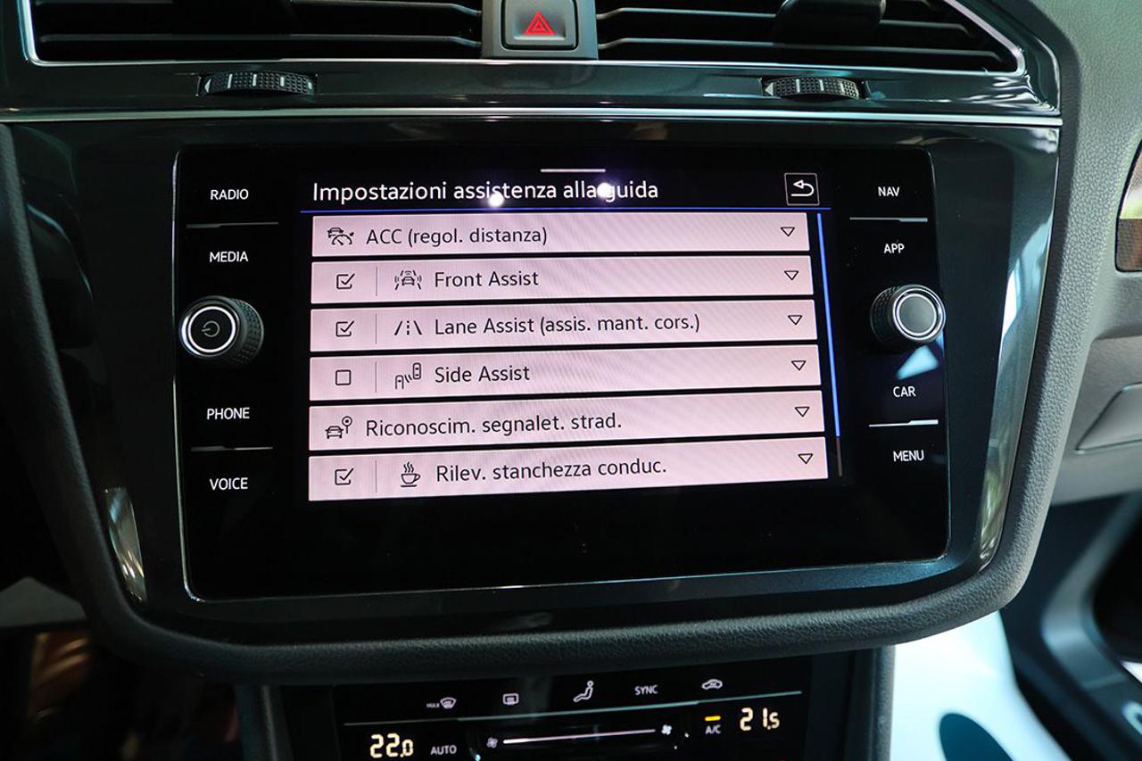 VOLKSWAGEN Tiguan 2.0 TDI 150cv SCR DSG 4Motion Elegance - 31