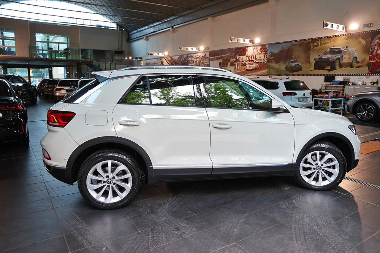 VOLKSWAGEN T-Roc 2.0 TDI SCR 150cv DSG Style - 10