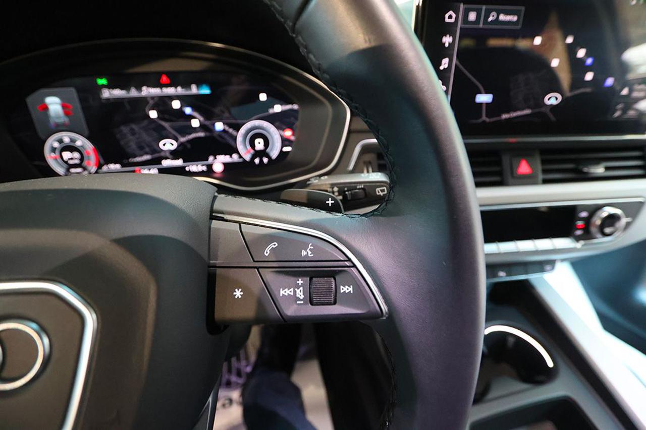 AUDI A4 35 TDI Avant S-Tronic Business Advanced - 22