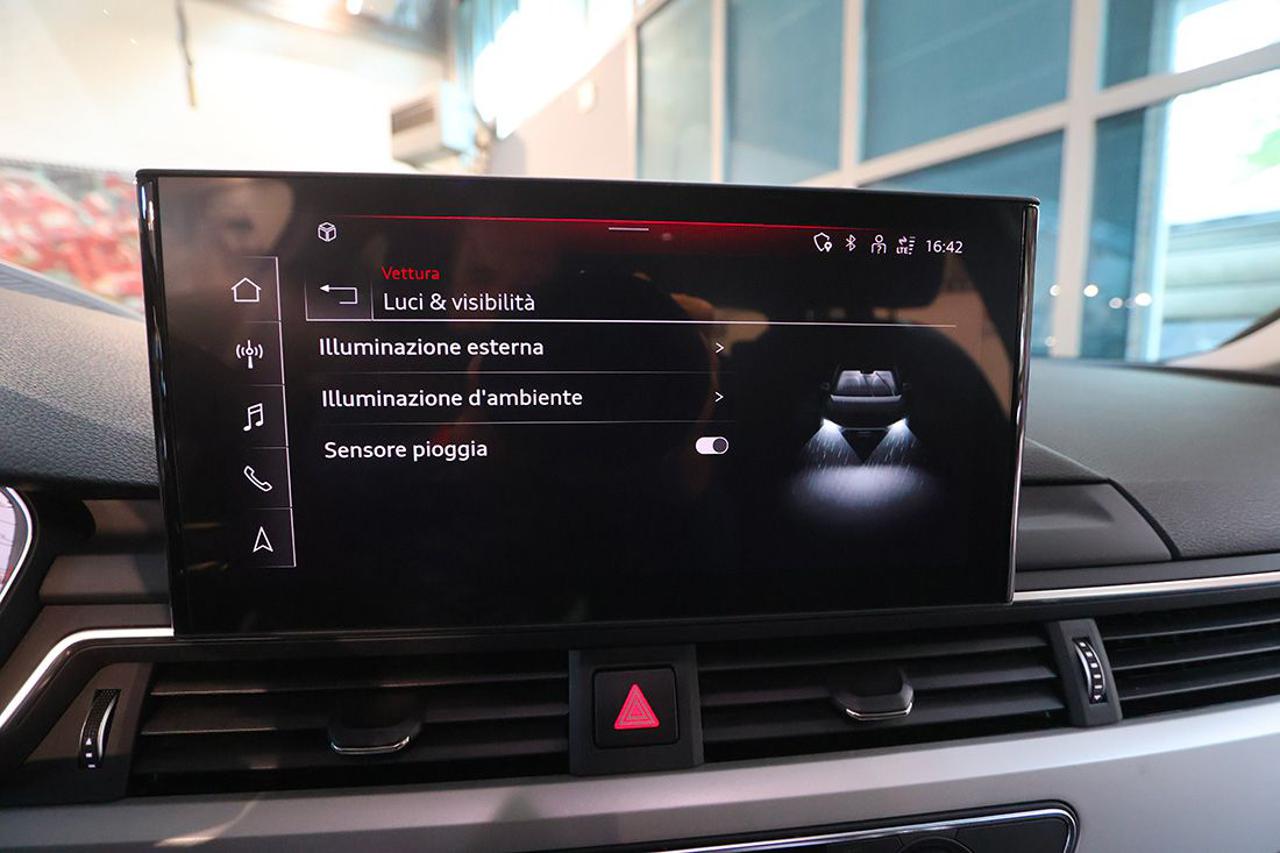 AUDI A4 35 TDI Avant S-Tronic Business Advanced - 28