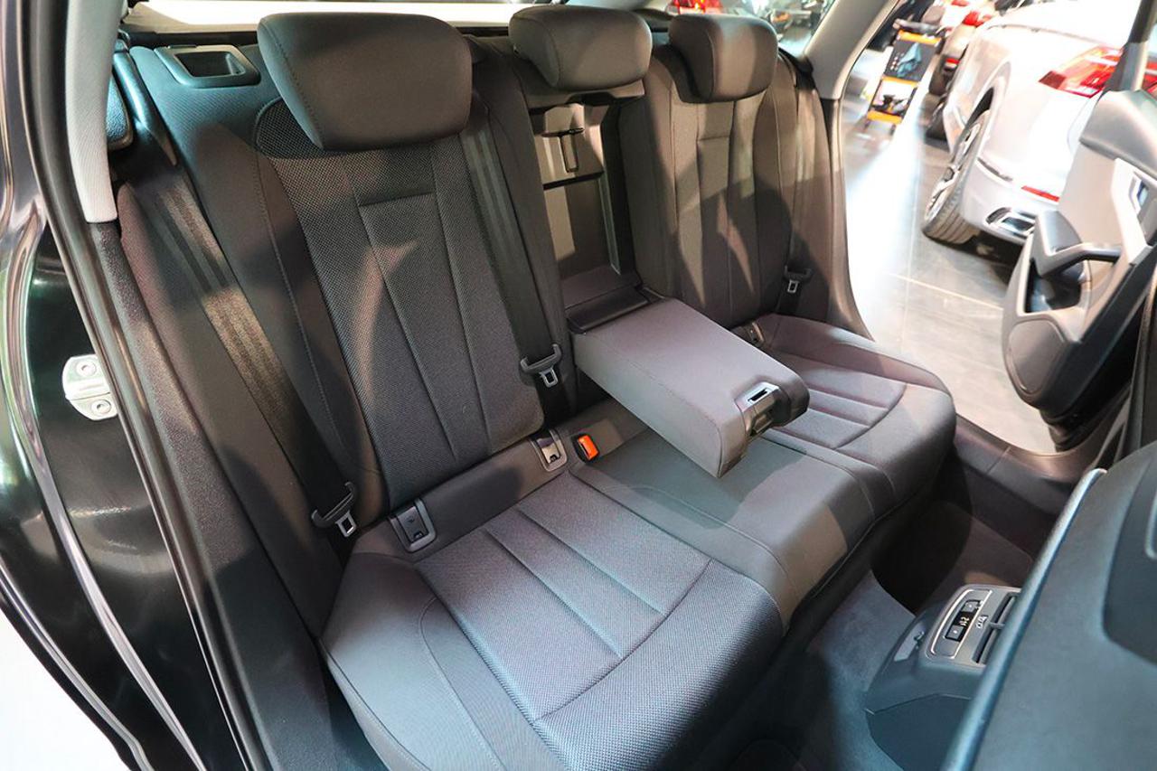 AUDI A4 35 TDI Avant S-Tronic Business Advanced - 20