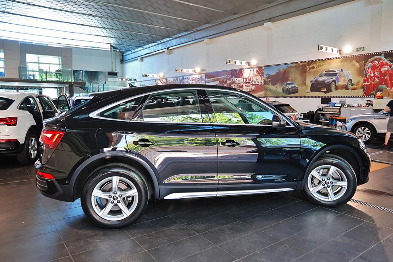 AUDI Q5 45 TFSI Sportback Quattro S-Tronic Busin. Advanced - 10