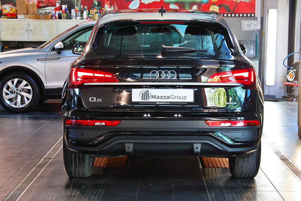 AUDI Q5 45 TFSI Sportback Quattro S-Tronic Busin. Advanced - 4