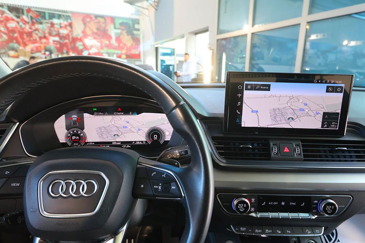 AUDI Q5 45 TFSI Sportback Quattro S-Tronic Busin. Advanced - 33