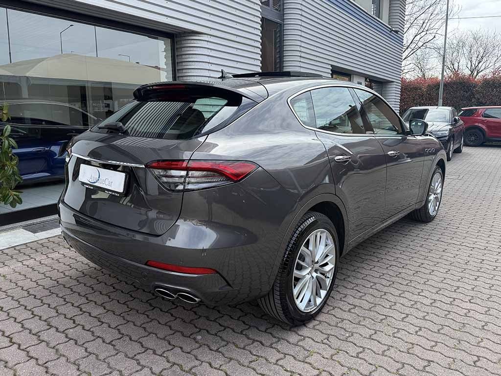 MASERATI Levante MHEV GT TETTO APRIBILE CERCHI 20 IVA ESPOSTA - 6