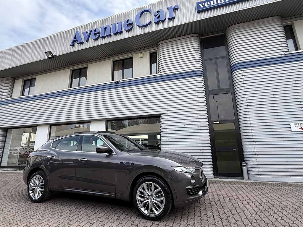 MASERATI Levante MHEV GT TETTO APRIBILE CERCHI 20 IVA ESPOSTA - 4