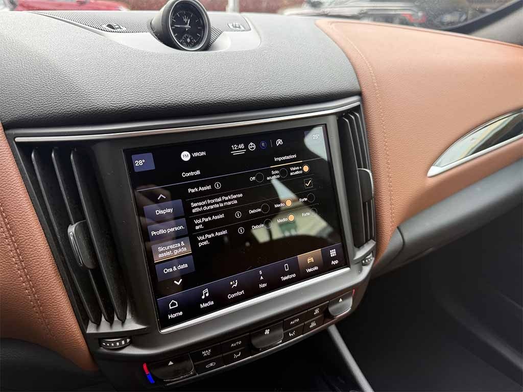 MASERATI Levante MHEV GT TETTO APRIBILE CERCHI 20 IVA ESPOSTA - 21