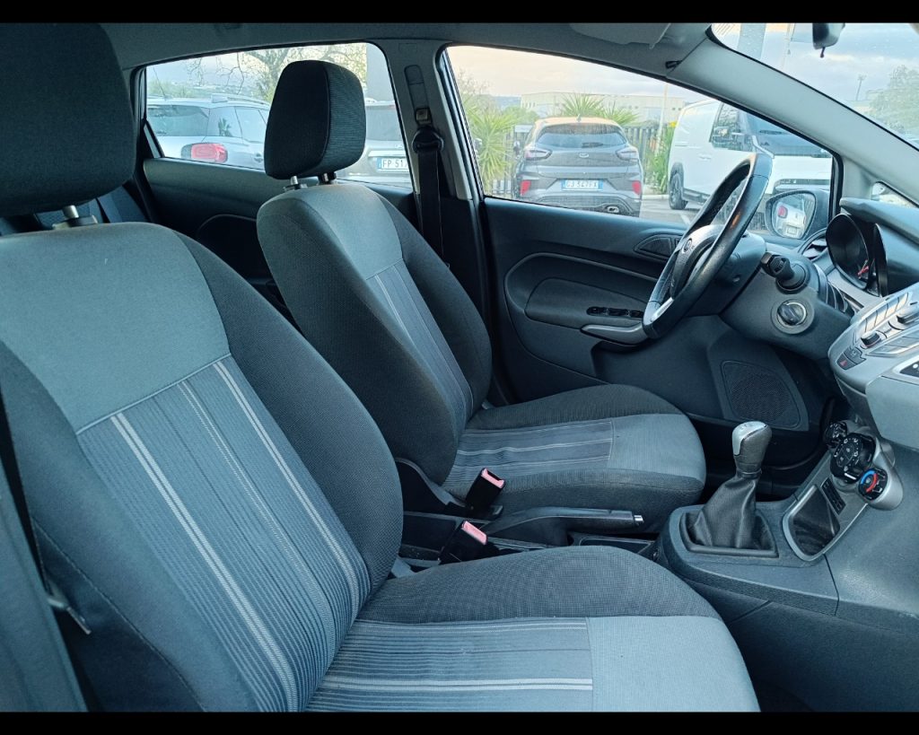 FORD Fiesta + 1.4 5 porte Bz.- GPL - 8