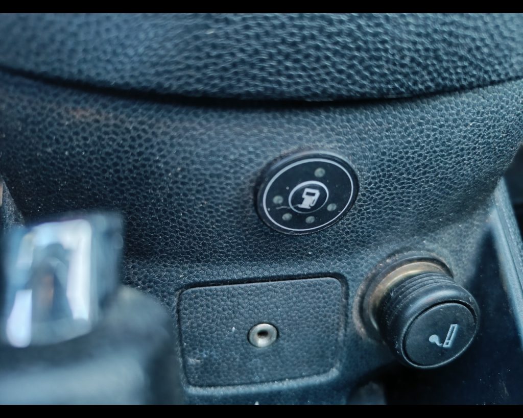 FORD Fiesta + 1.4 5 porte Bz.- GPL - 11