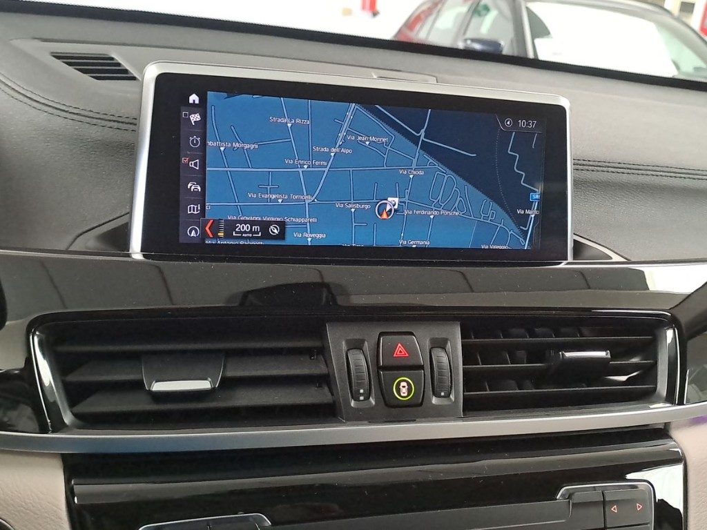 BMW X1 sDrive16d xLine Aut. - 12