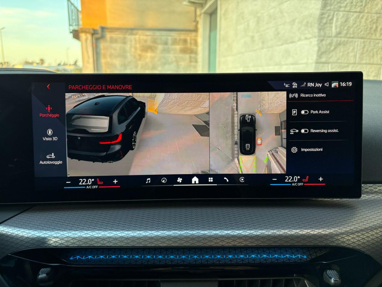 BMW 320 d 48V xDrive Touring Msport Pro TOTAL BLACK. - 39