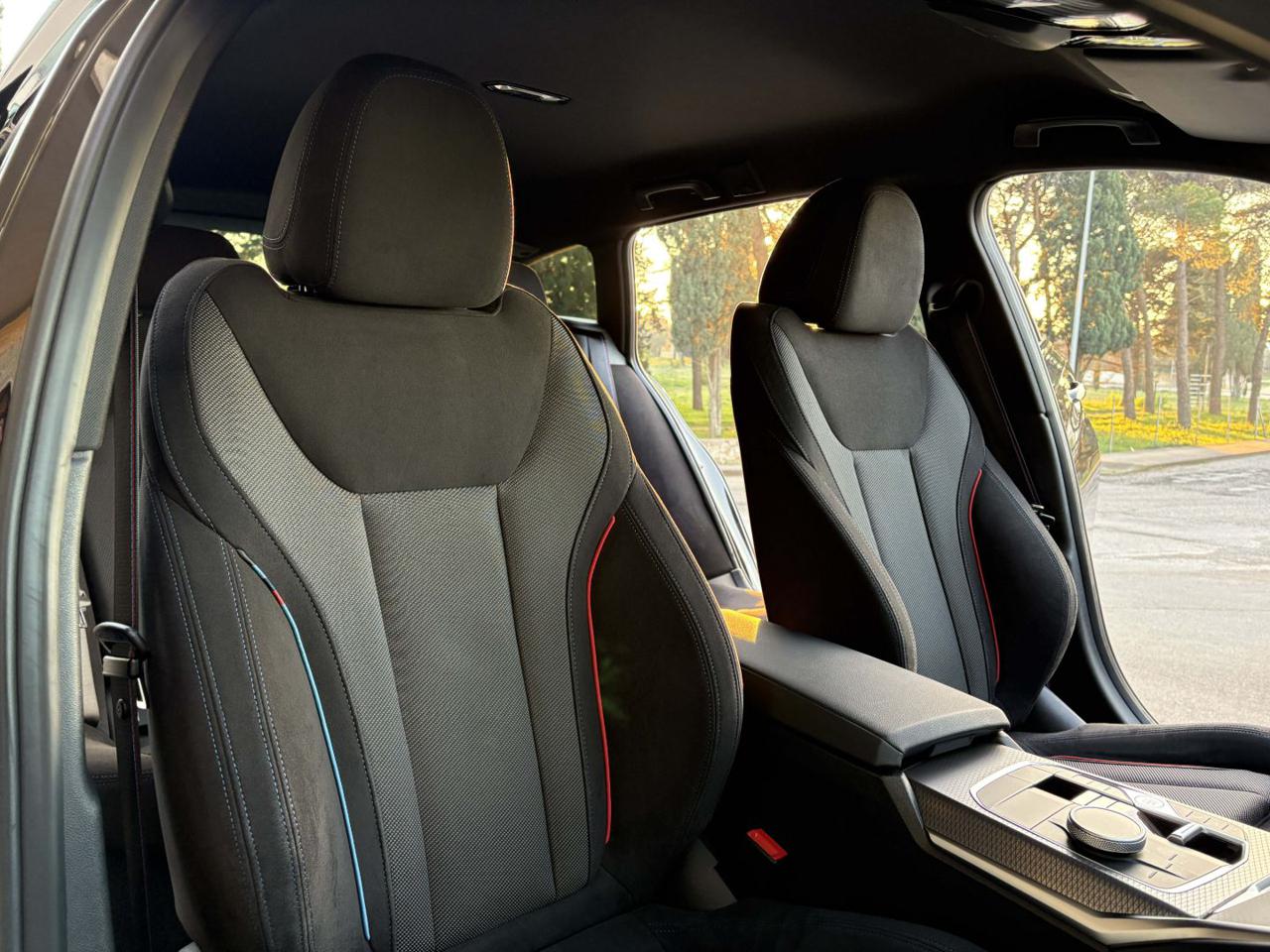 BMW 320 d 48V xDrive Touring Msport Pro TOTAL BLACK. - 10