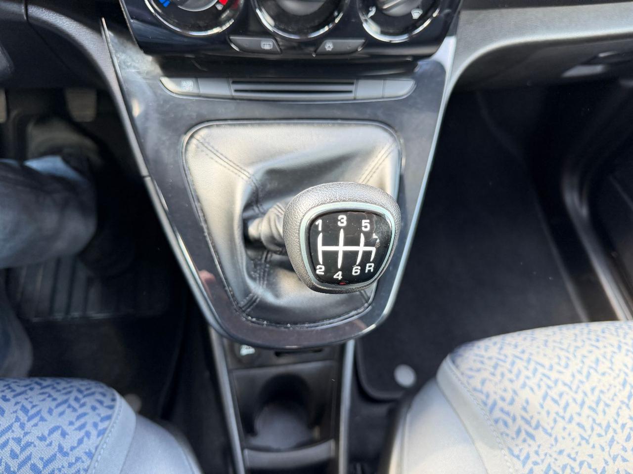 LANCIA Ypsilon 1.0 FireFly 5 porte S&S Hybrid Oro - 18