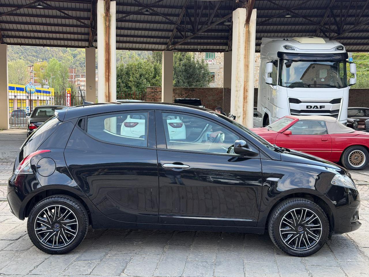 LANCIA Ypsilon 1.0 FireFly 5 porte S&S Hybrid Oro - 8