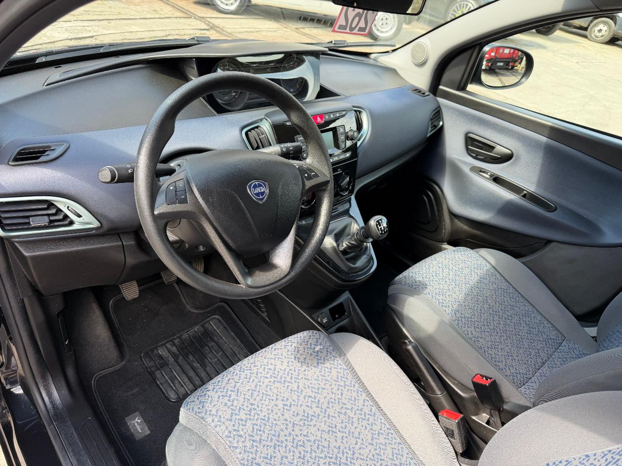 LANCIA Ypsilon 1.0 FireFly 5 porte S&S Hybrid Oro - 15