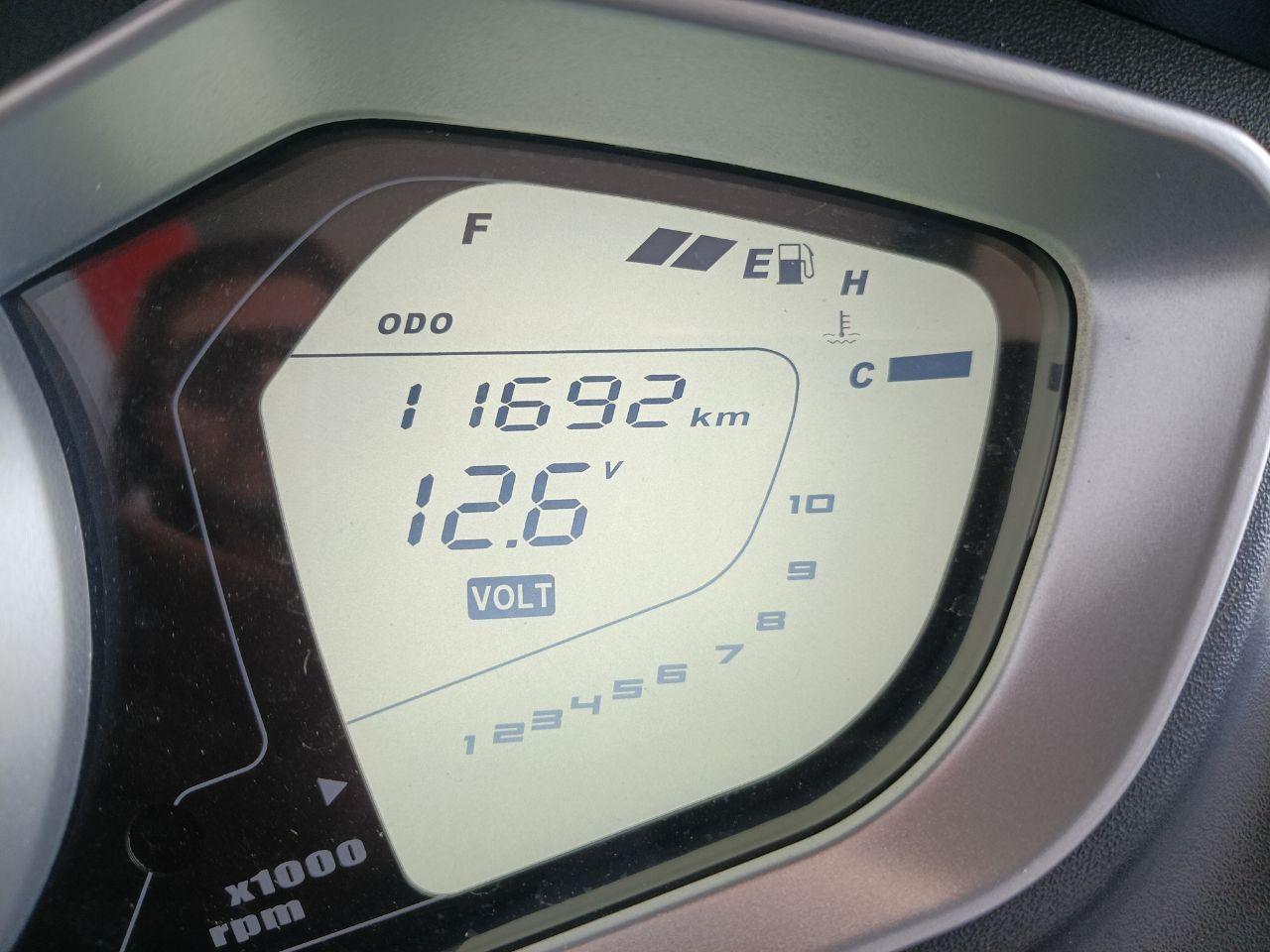 KYMCO Xciting 400i S - 5