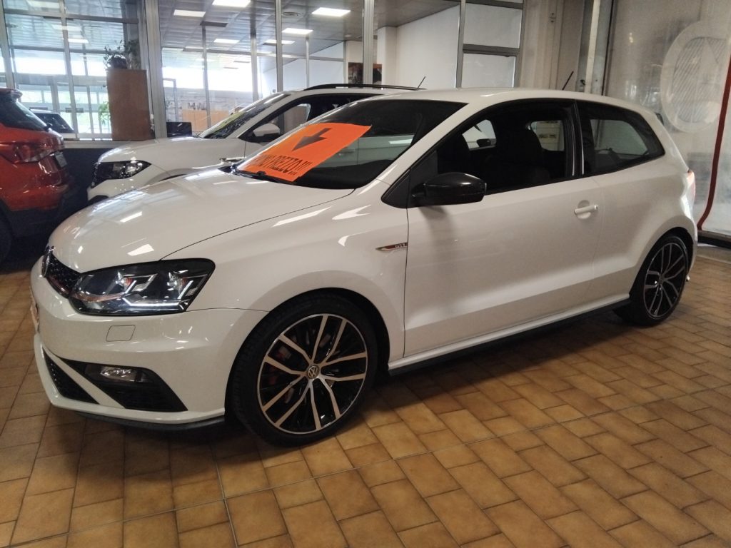 VOLKSWAGEN Polo 1.8 3p. BlueMotion Technology - 4