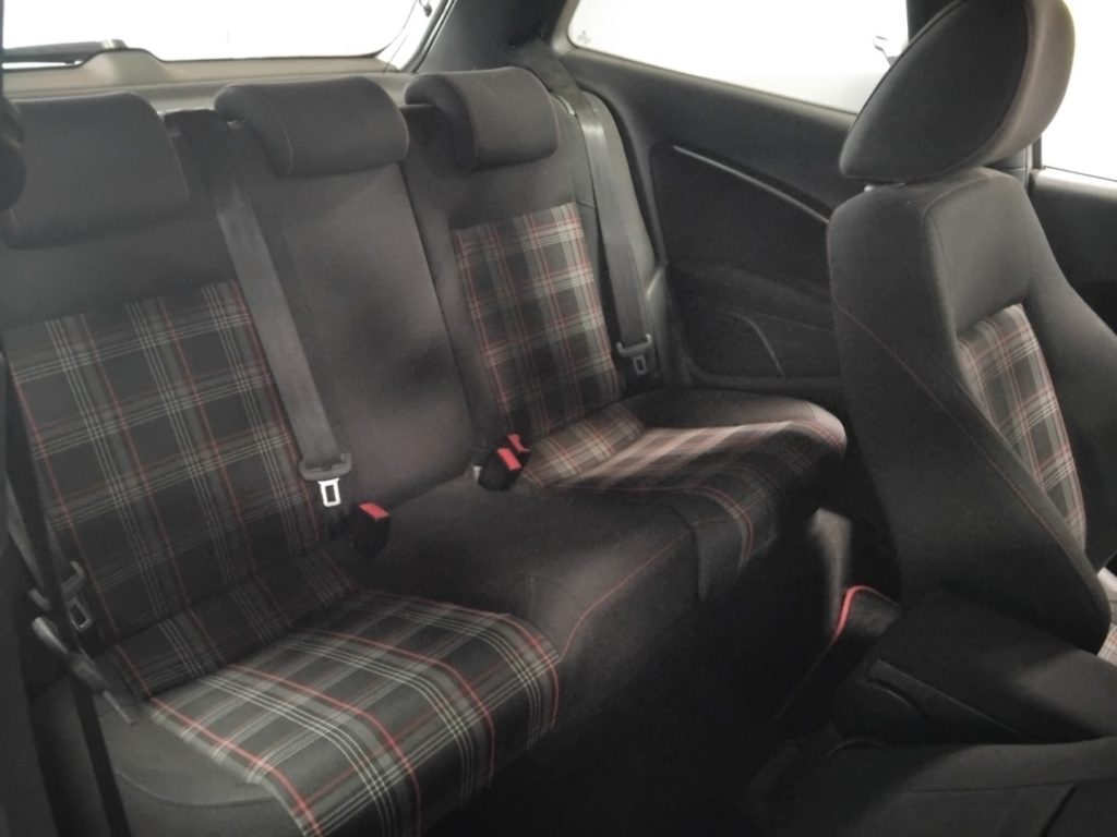 VOLKSWAGEN Polo 1.8 3p. BlueMotion Technology - 9