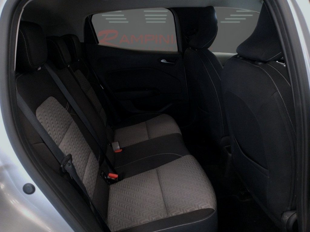 RENAULT Clio Blue dCi 100 CV 5 porte Evolution Km 74.000 Pront - 17