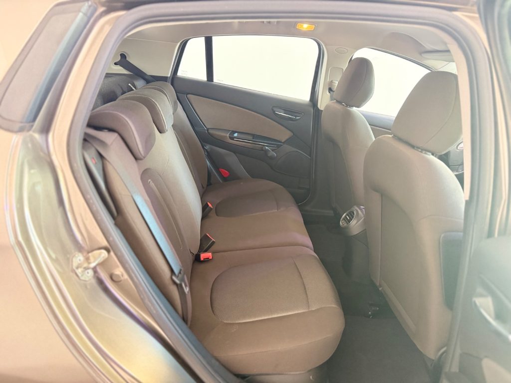 FIAT Bravo 1.4 Dynamic - 14