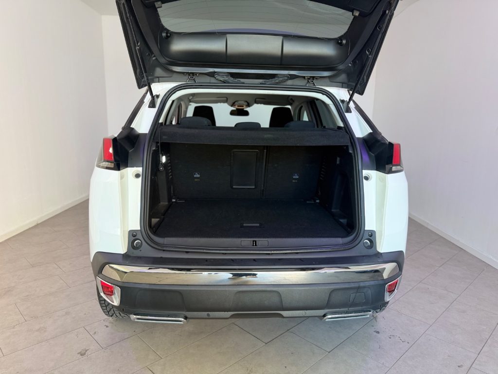 PEUGEOT 3008 PureTech Turbo 130 S&S Allure - 13