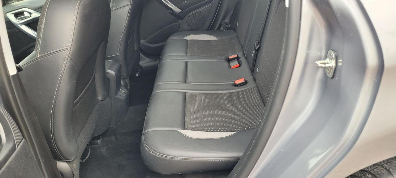 PEUGEOT 2008 1° serie 1.6 e-HDi 92 CV Stop&Start Allure - 7