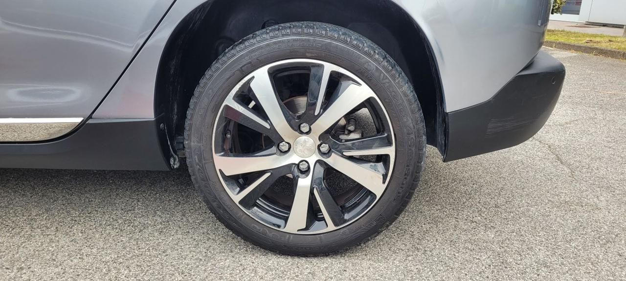 PEUGEOT 2008 1° serie 1.6 e-HDi 92 CV Stop&Start Allure - 5