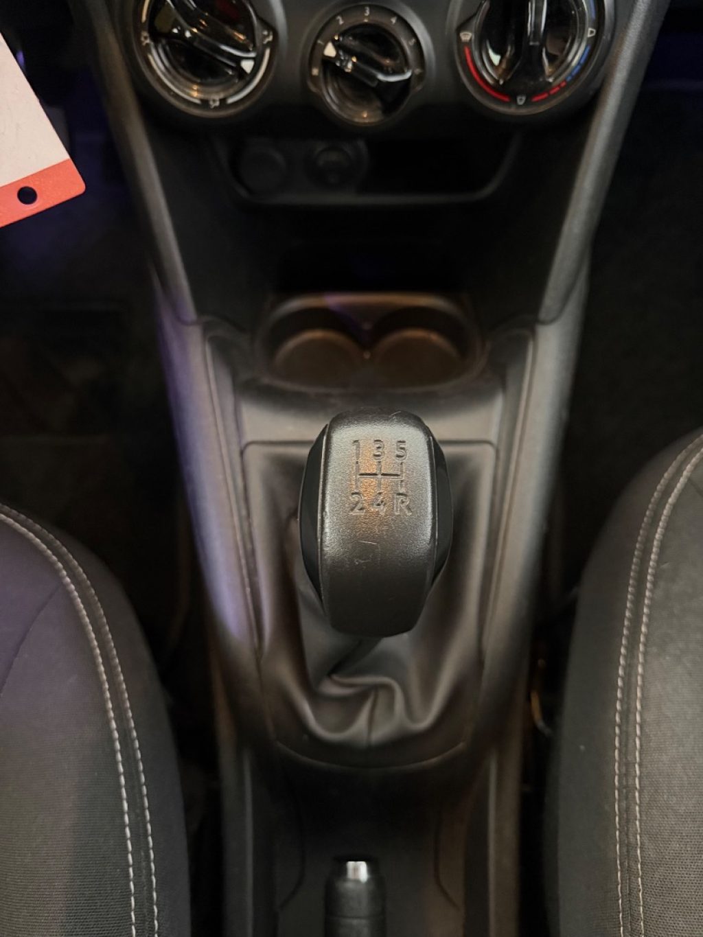 PEUGEOT 208 1° serie PureTech 82 5 porte Allure - 4