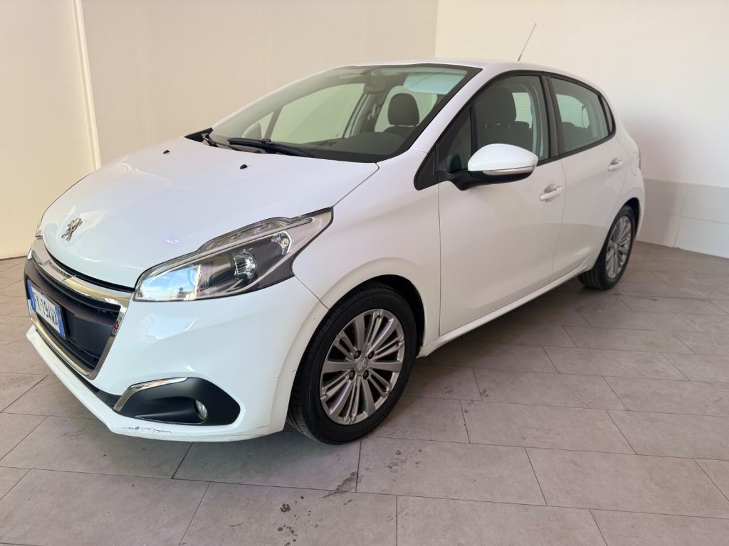 PEUGEOT 208 1° serie PureTech 82 5 porte Allure - 17