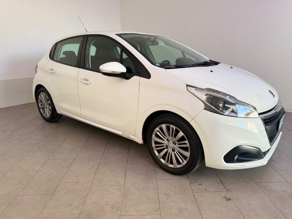 PEUGEOT 208 1° serie PureTech 82 5 porte Allure - 18