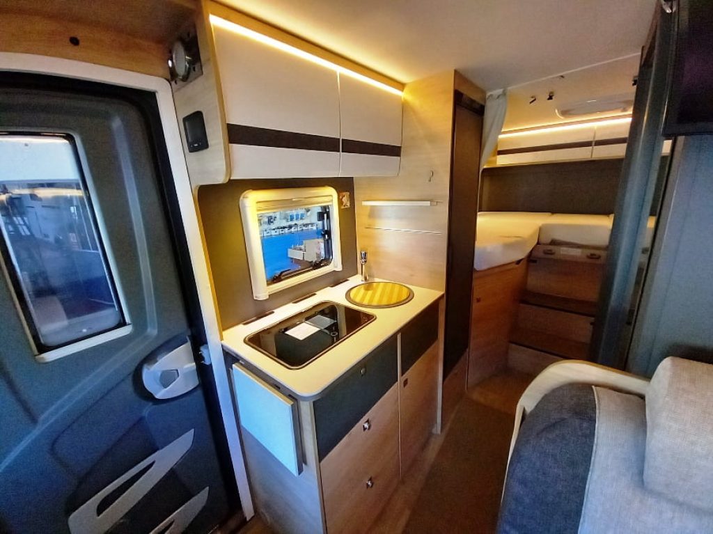 Globebus Go T45 semintegrale letti gemelli