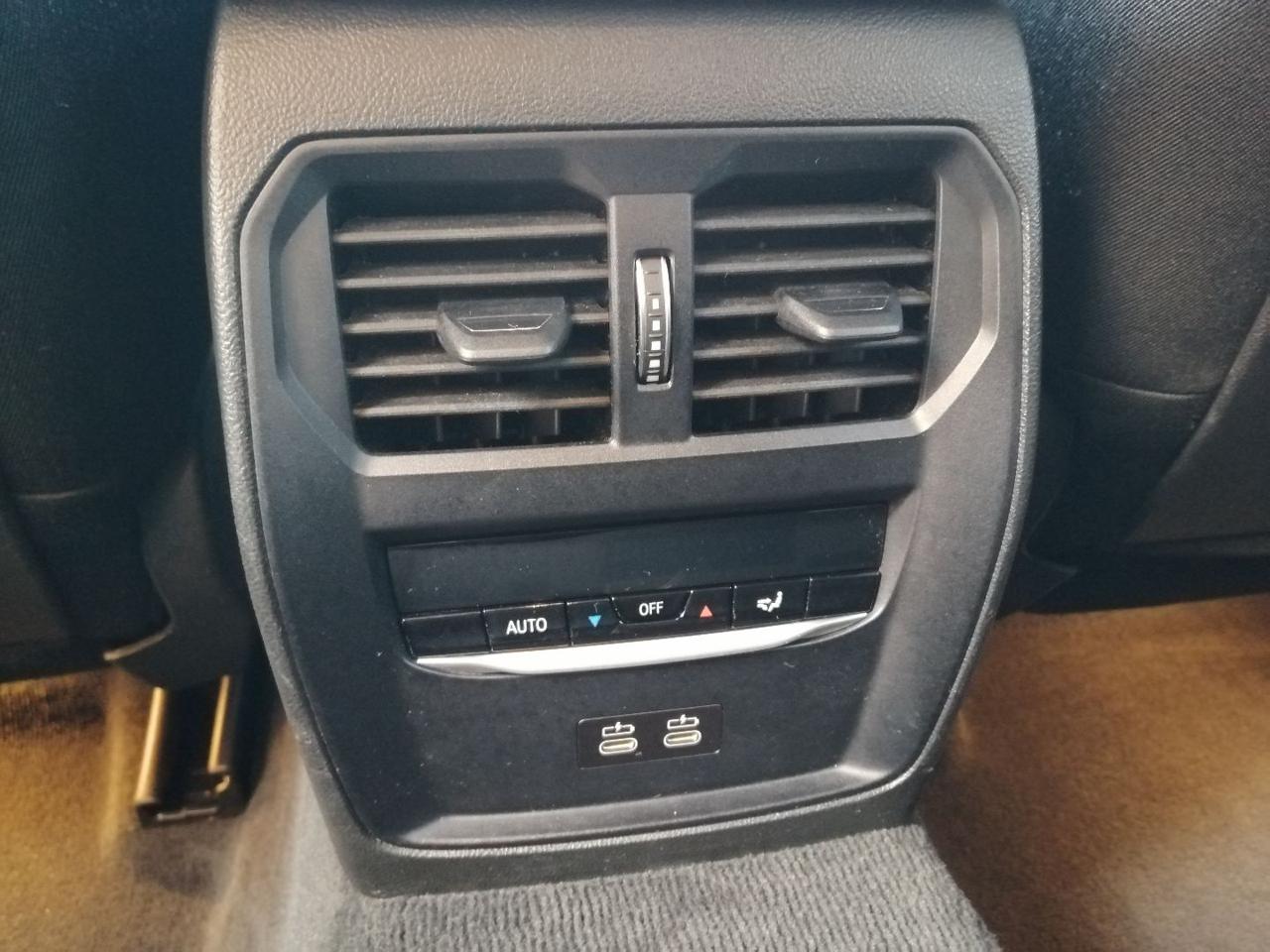 BMW 318 d 48V Touring Business Advantage - 22