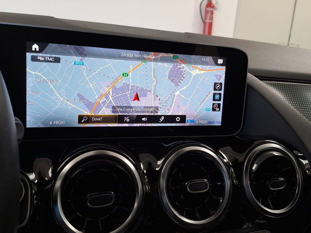 MERCEDES-BENZ B 180 d Automatic - 12