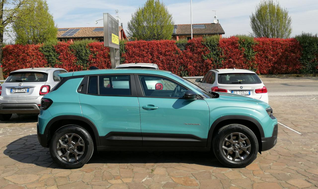 JEEP Avenger 1.2 Turbo MHEV Longitude + Winter Pack - 5