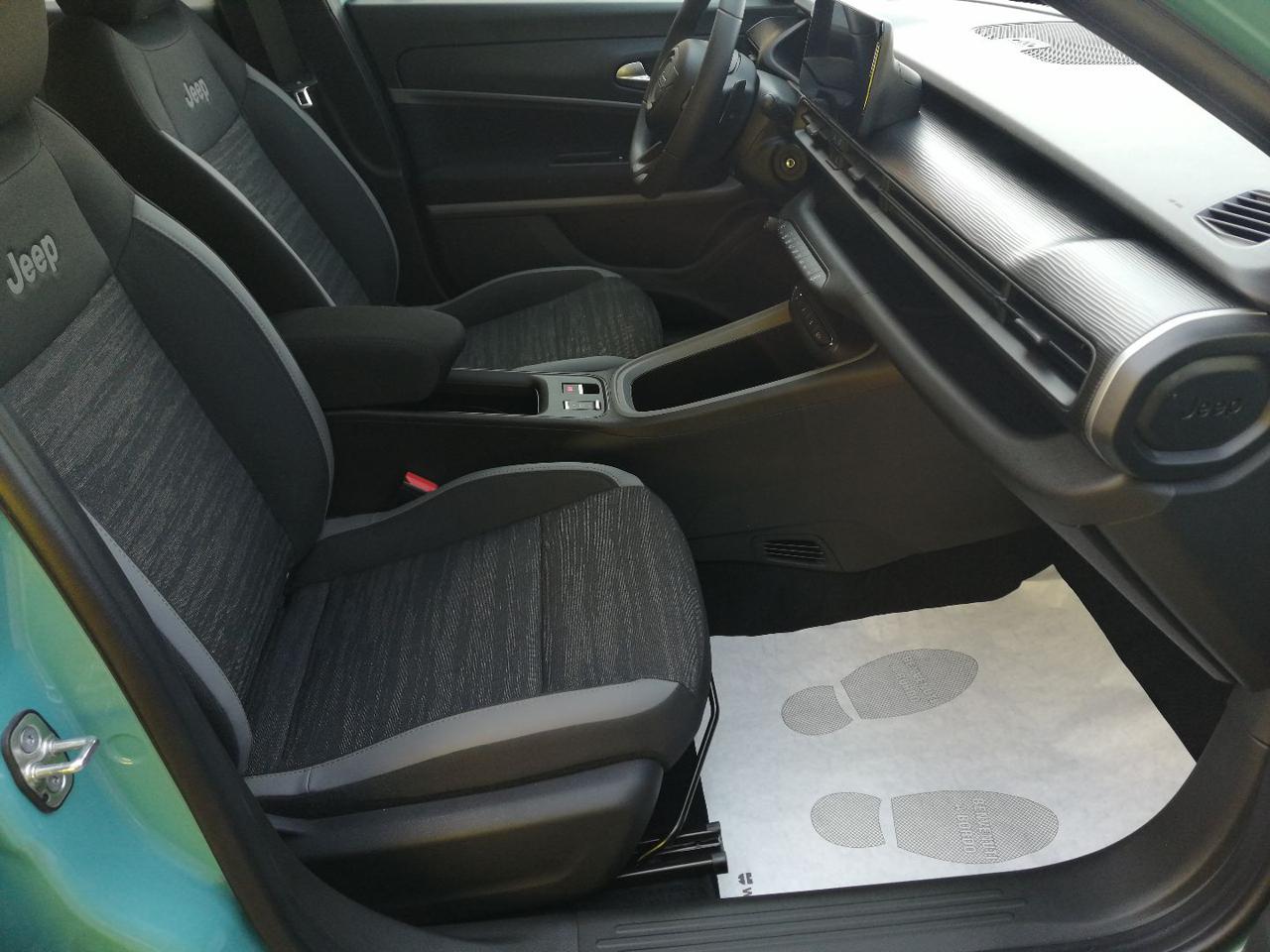 JEEP Avenger 1.2 Turbo MHEV Longitude + Winter Pack - 12