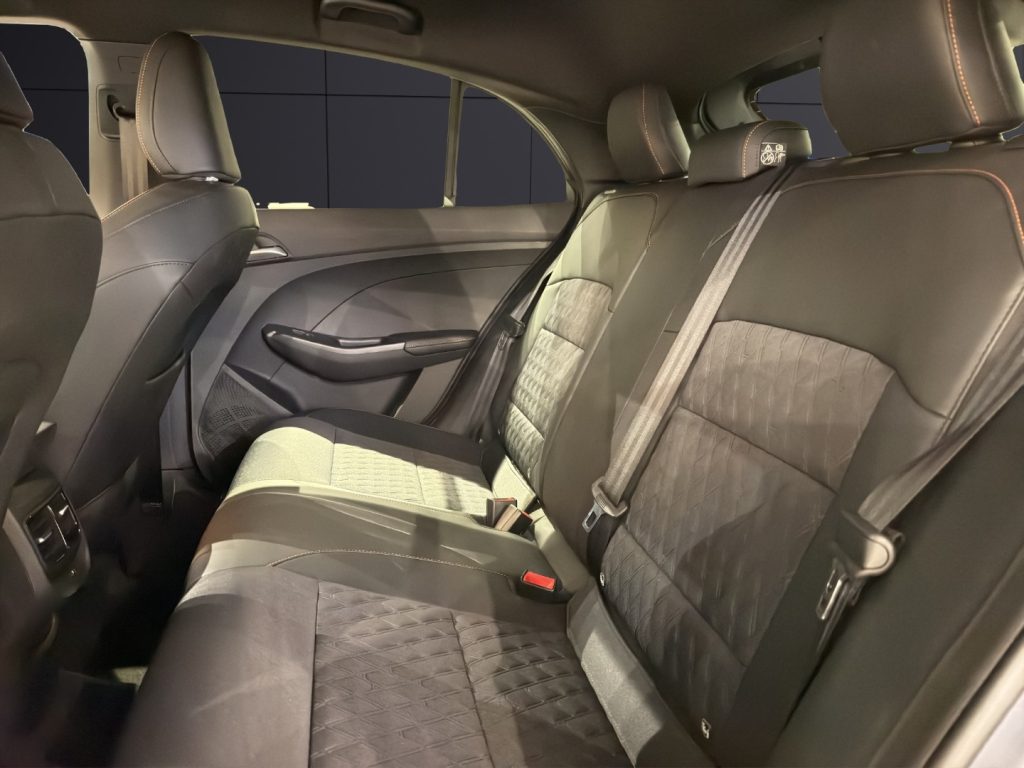 MG MG3 1.5 Hybrid+ Luxury - 12