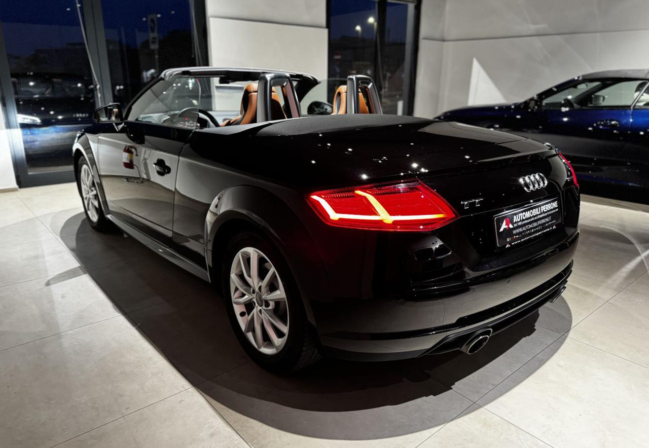 AUDI TT Roadster 2.0 TFSI 230cv Quattro S-Tronic Design - 15