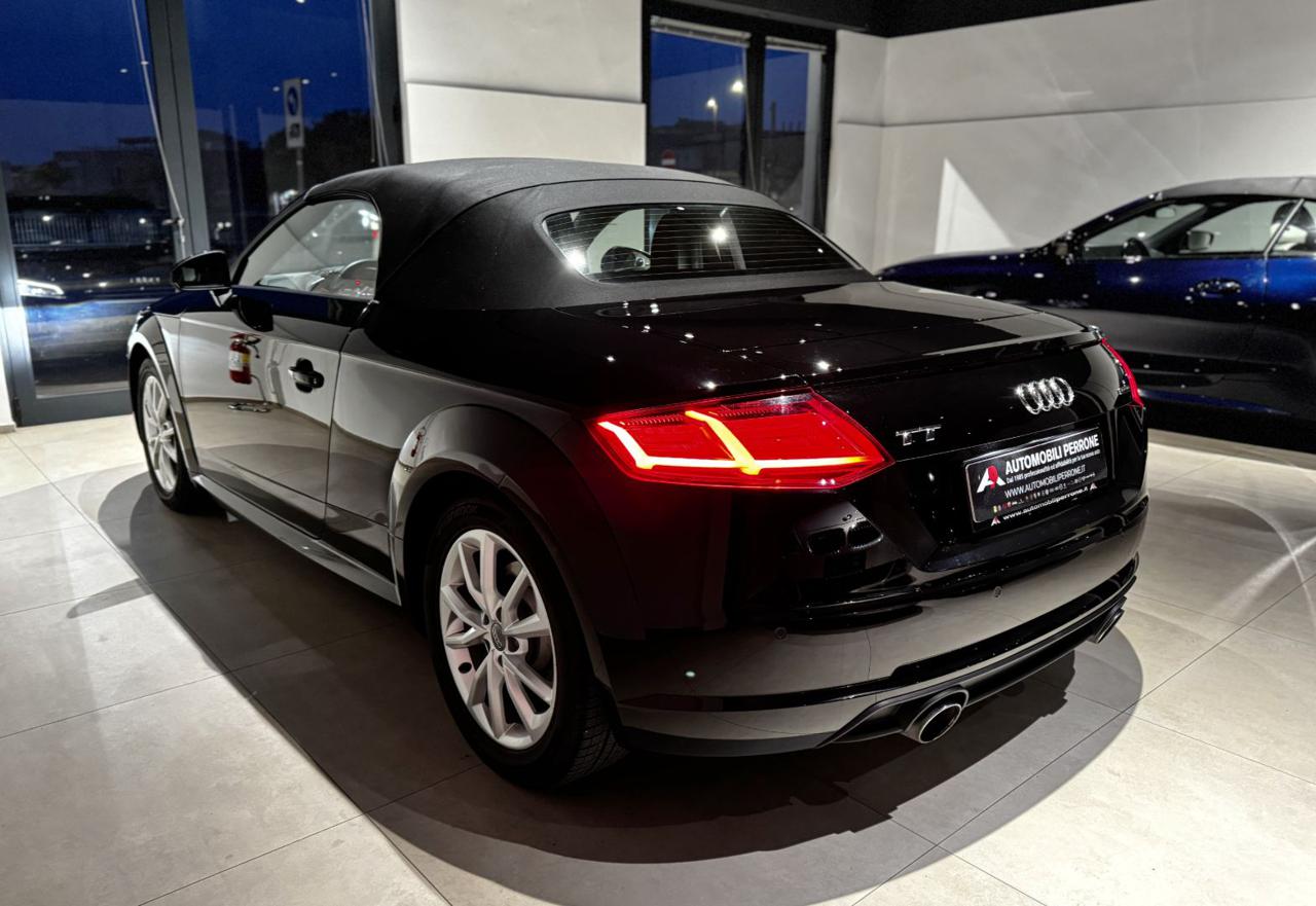 AUDI TT Roadster 2.0 TFSI 230cv Quattro S-Tronic Design - 32