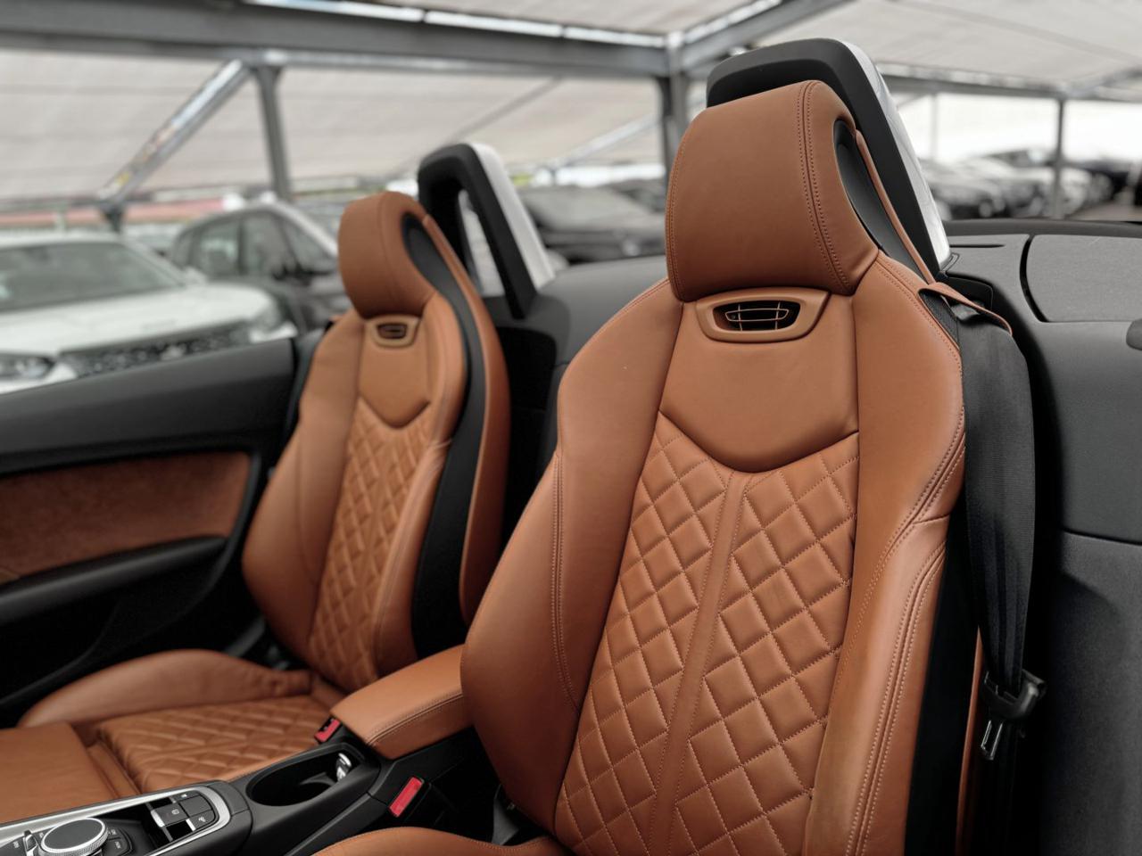 AUDI TT Roadster 2.0 TFSI 230cv Quattro S-Tronic Design - 10