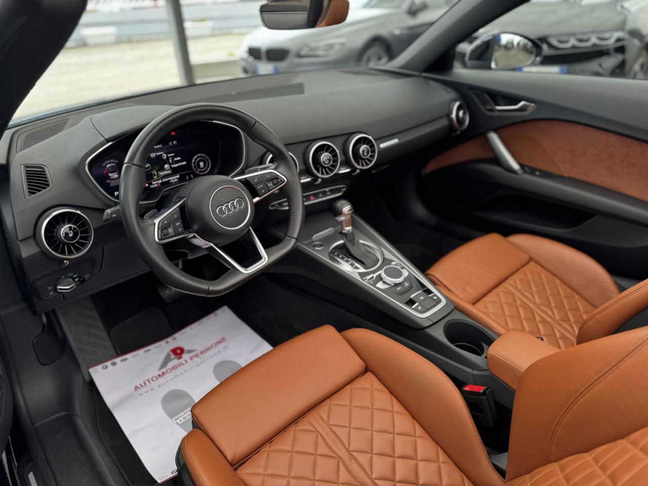 AUDI TT Roadster 2.0 TFSI 230cv Quattro S-Tronic Design - 6