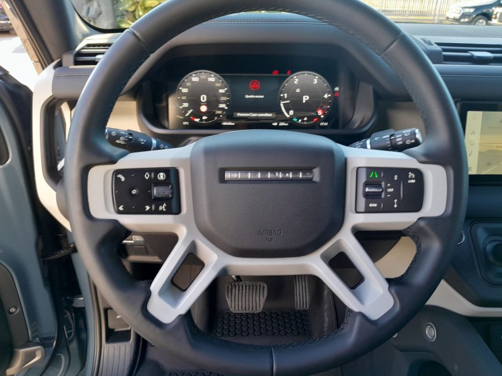 LAND ROVER Defender 3.0D I6 200 110 X-DYNAMIC SE AWD 7POSTI - 11