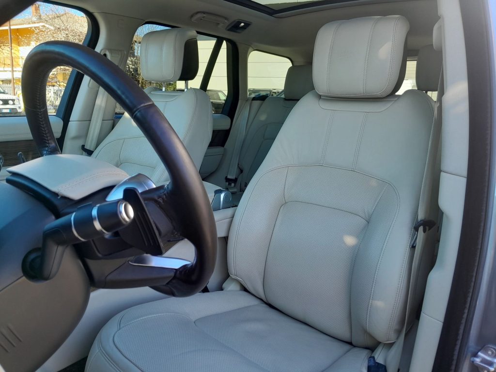 LAND ROVER Range Rover 3.0 SDV6 Vogue SWB aut. - 14