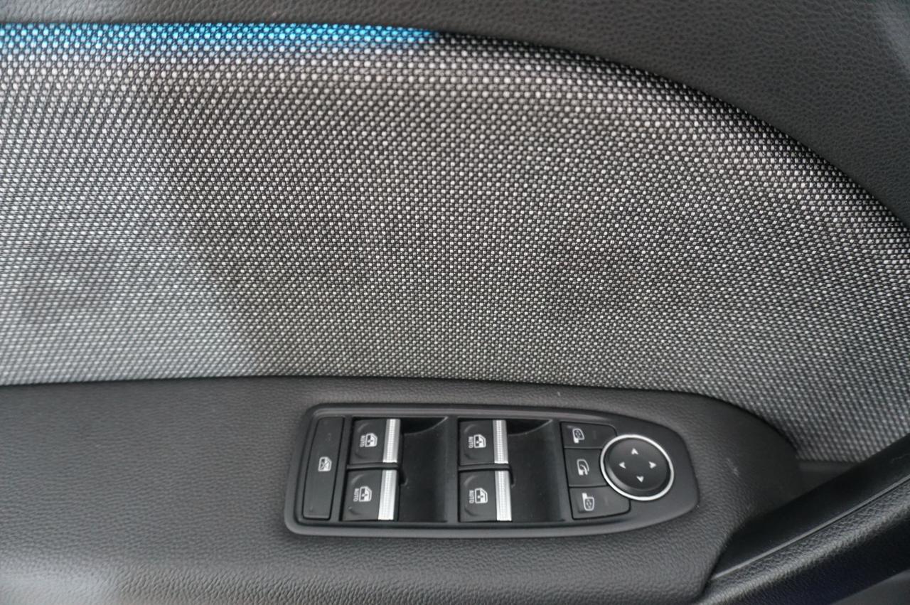 RENAULT Captur 1.0 TCE 100CV GPL TECHNO - 21