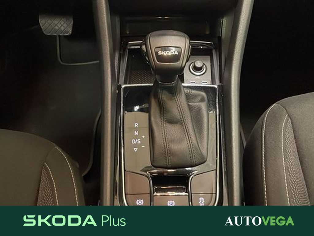 SKODA Karoq 2.0 tdi evo executive 115cv dsg - 11