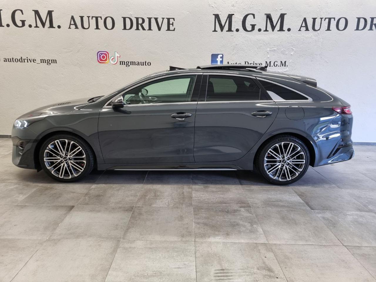 KIA Proceed 1.5 T-GDI DCT GT Line Special Edition - 2