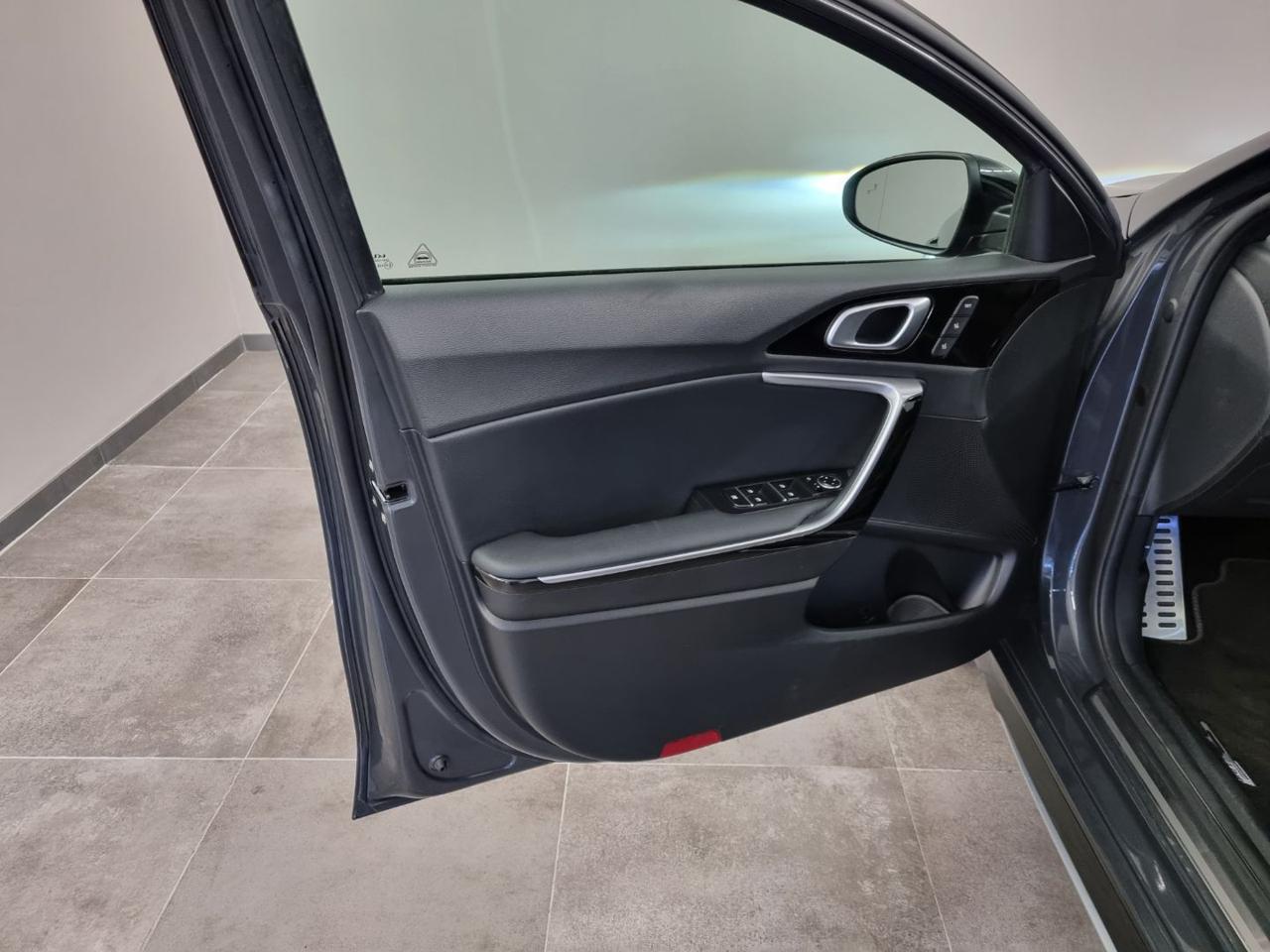 KIA Proceed 1.5 T-GDI DCT GT Line Special Edition - 17