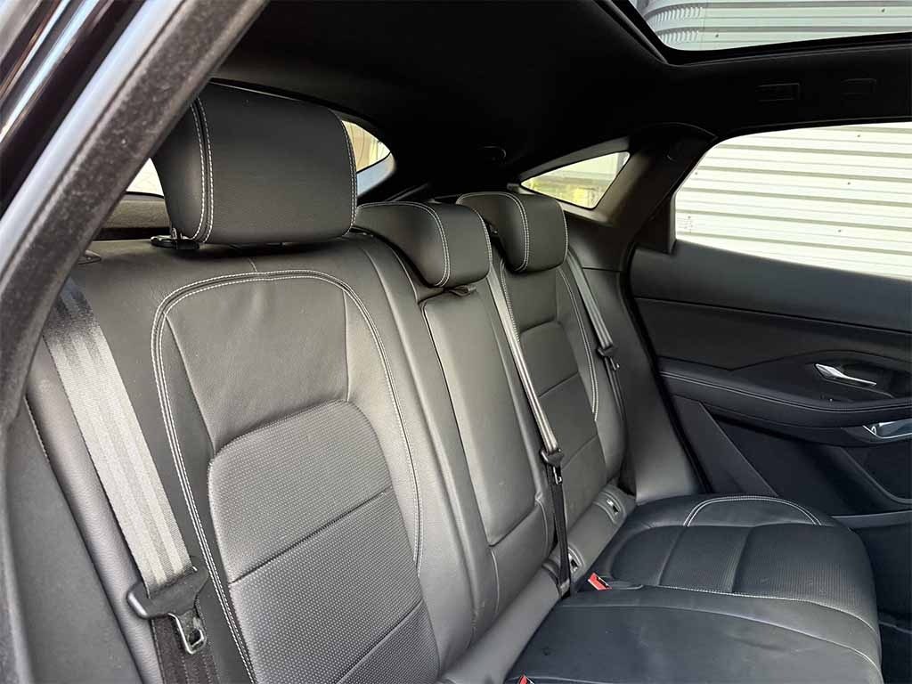 JAGUAR E-Pace 2.0d i4 R-Dynamic awd TETTO TELECAMERA IVA ESPOSTA - 29