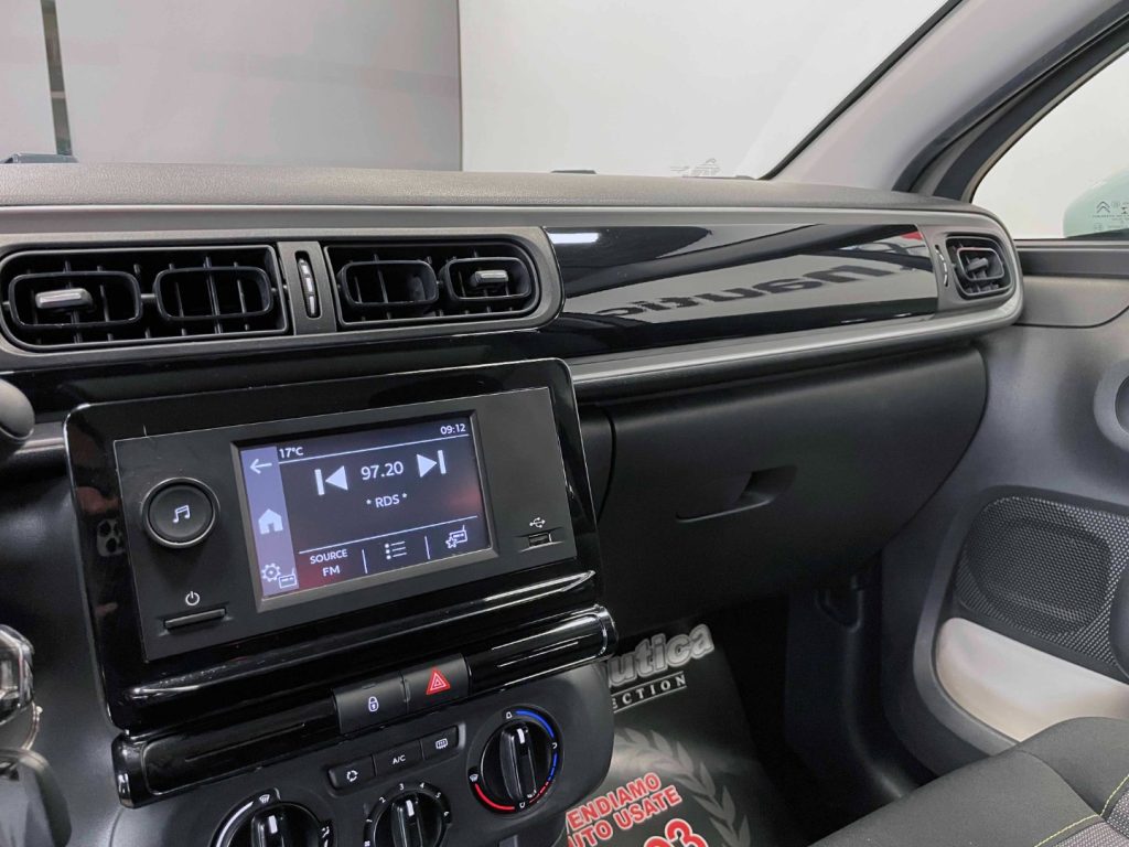 CITROEN C3 1.2 PURETECH YOU! S - 21