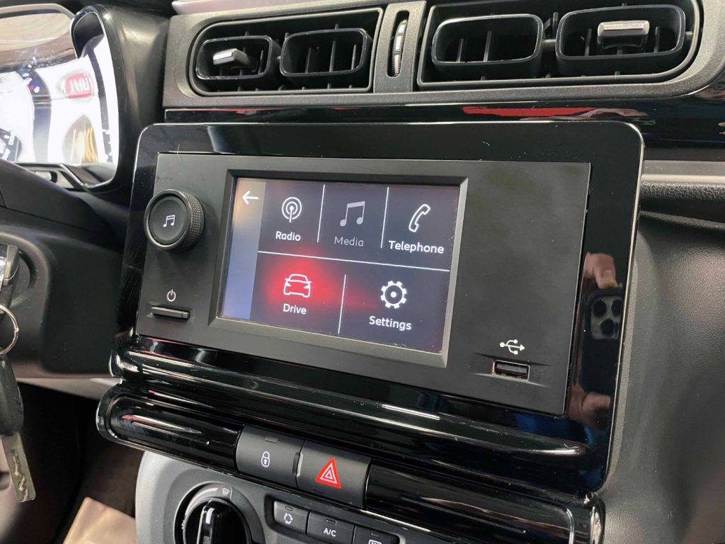 CITROEN C3 1.2 PURETECH YOU! S - 42